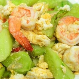 ผัดแตงกวาใส่ไข่ใส่กุ้ง ราดข้าว@