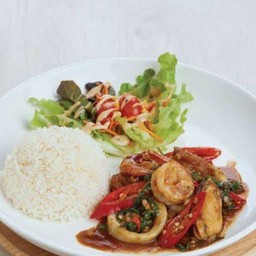 จันทร์อาหารตามสั่ง