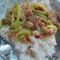 ร้านน้ำฟ้ากระเพราตามสั่ง