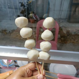 ลูกชิ้นทอด ค.2