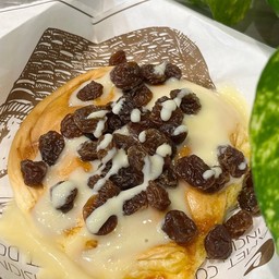 ปังวอฟเฟิล-นมสดลูกเกด