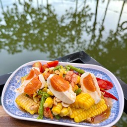 ตำข้าวโพดไข่เค็ม