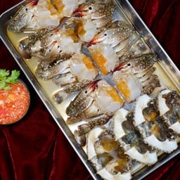 ปูม้า โดนรุมยำ