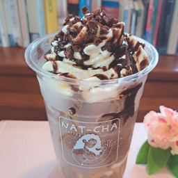 banoffee โกโก้กล้วยหอมปั่นแครกเกอร์ราดซอสช็อกโกแลตโรยโอวัลตินเฟล็ก