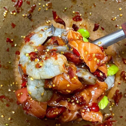 ตำแซลมอนกุ้งสด