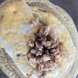 ไส้ ไข่ ไก่สับ