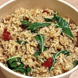 กะเพราหมูสับคลุกข้าว