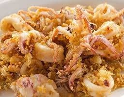 หมึกทอดกระเทียมพริกไทย