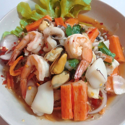 ยำวุ้นเส้นทะเล