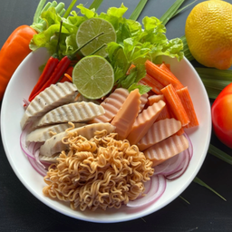 ยำรวมมาม่า