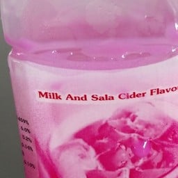 นมเย็น+น้ำแข็งแก้วโอ่งหวานหอมอร่อย