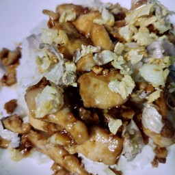 ข้าวไก่ทอดกระเทียม