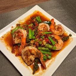 ผัดพริกแกง