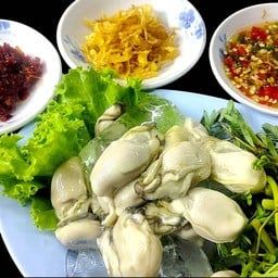 หอยนางรมทรงเครื่อง