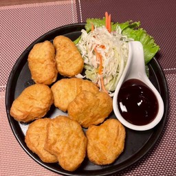 นักเก็ตไก่ CHICKEN NUGGETS