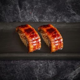 ซูชิปลาไหล ( 2 คำ )