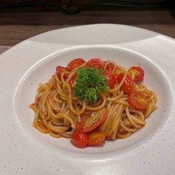 สปาเก็ตตี้ซอสมะเขือเทศ Spaghetthi Tomoti Sauce