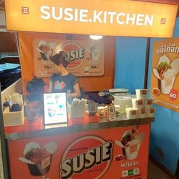 SUSIE.KITCHEN หมี่ไก่ฉีก หมี่เนื้อ ตลาดอินดี้ ดาวคะนอง