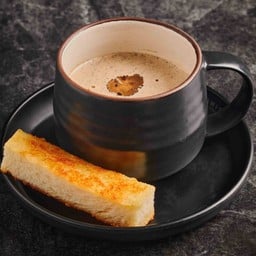 ซุปเห็ดทรัฟเฟิล + ขนมปัง