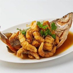 ปลากระพงทอดน้ำปลา