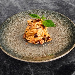 สปาเก็ตตี้เบคอนพริกแห้ง