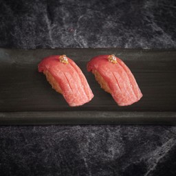 ซูชิโอโทโร่ ( 2 คำ )