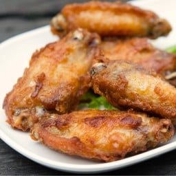 ปีกไก่ทอดน้ำปลา