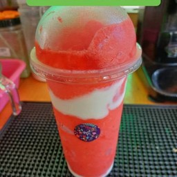 สตรอเบอร์รี่โยเกิตย์