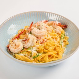 Salted Egg Shrimp Pasta (Shrimp 5 pcs) พาสต้ากุ้งไข่เค็ม