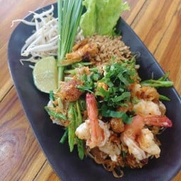 ผัดไทยแม่ทองคำ ผัดไทยแม่ทองคำ