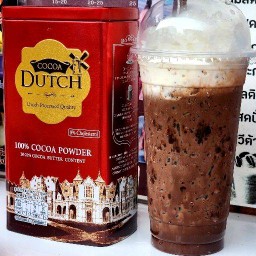 ข้าวมันไก่ทองดีและเครื่องดื่ม สาขาแรก