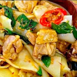 แกงคั่วไก่หน่อไม้ดอง