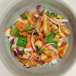 ข้าวยำไก่แซ่บ