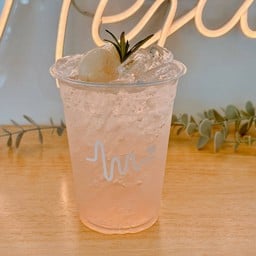 ลิ้นจี่โซดา