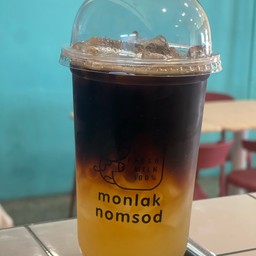 แบล็คคอฟฟี่เสาวรสเย็น
