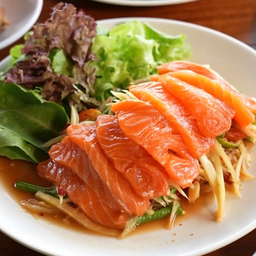 ตำแซลมอน