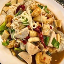 ร้านตำหยัง