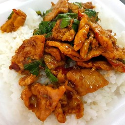 กระเพา หมูชิ้น