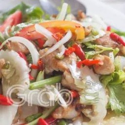 ยำคอหมูย่าง