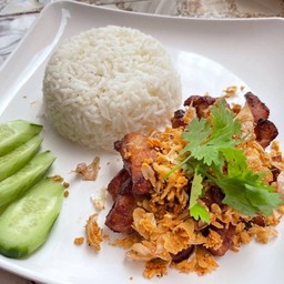 ข้าว หมูทอดกระเทียม