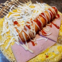 พริกเผา+ไข่+ไส้กรอก+แฮม+ชีสสส