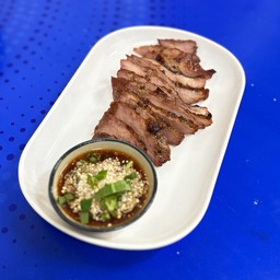 คอหมูย่างจิ้มแจ่ว