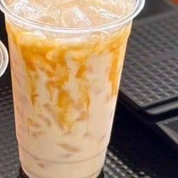 นมสดคาราเมลเย็น