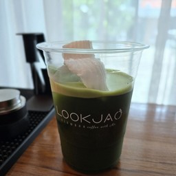 มัทฉะ น้ำมะพร้าว