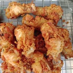 ปีกบนทอดน้ำปลา 1ชิ้น