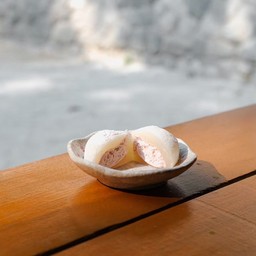 Strawberry cream mochi