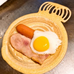 เบคอนไก่+ไส้กรอก+ไข่