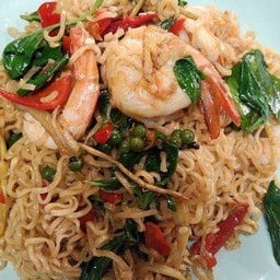 มาม่าผัดขี้เมากุ้ง