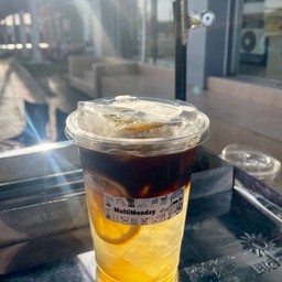 อเมริกาโน่ น้ำผึ้งมะนาว+เลม่อนดอง