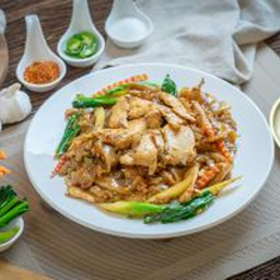 18. ผัดซีอิ๊ว